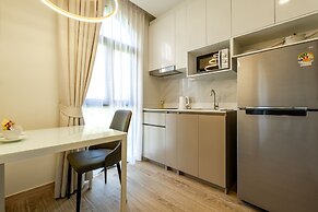 Palmetto Park Hotel and Residence