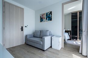 Palmetto Park Hotel and Residence