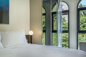 Palmetto Park Hotel and Residence