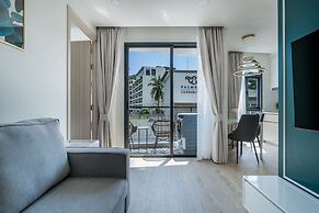 Palmetto Park Hotel and Residence