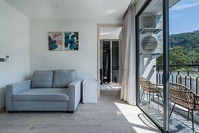 Palmetto Park Hotel and Residence