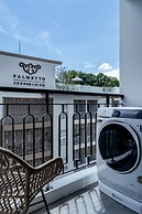 Palmetto Park Hotel and Residence