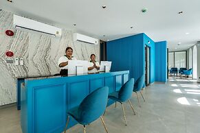 Palmetto Park Hotel and Residence