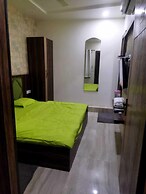 Hotel SR Siddhivinayak