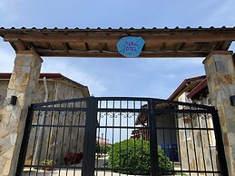 Teras Otel Gökçeada