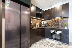 Lumiere Premiere Riverside Condo in D2