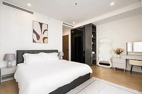 Lumiere Premiere Riverside Condo in D2