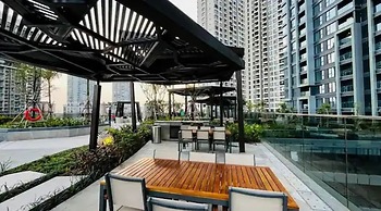 Lumiere Premiere Riverside Condo in D2
