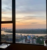 Lumiere Premiere Riverside Condo in D2
