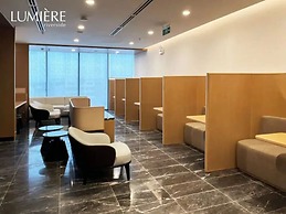 Lumiere Premiere Riverside Condo in D2