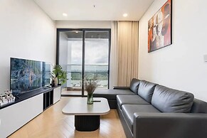 Lumiere Premiere Riverside Condo in D2