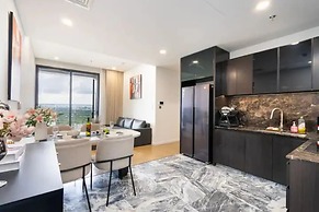 Lumiere Premiere Riverside Condo in D2