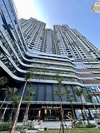 Lumiere Premiere Riverside Condo in D2