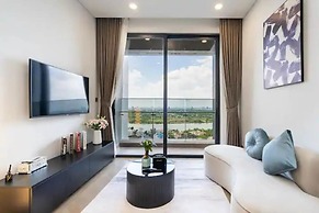 Lumiere Premiere Riverside Condo in D2