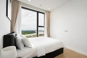 Lumiere Premiere Riverside Condo in D2