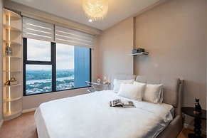 Lumiere Premiere Riverside Condo in D2