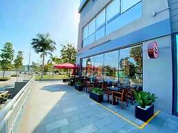 Lexington Residence Luxurious Apartment