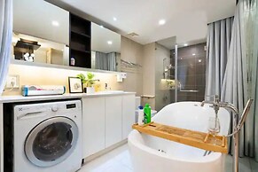 Lexington Residence Luxurious Apartment