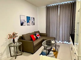 Lexington Residence Luxurious Apartment