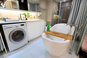 Lexington Residence Luxurious Apartment