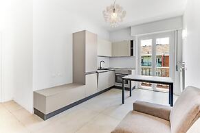 Alessia's Flat - Caroli