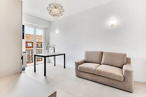 Alessia's Flat - Caroli