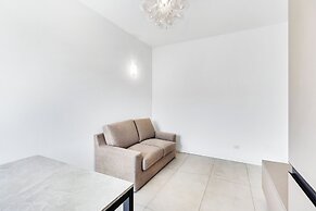 Alessia's Flat - Caroli