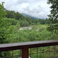 Mt Baker Rim Cabin 70 A pet Friendly Vacation Home With a hot tub and 