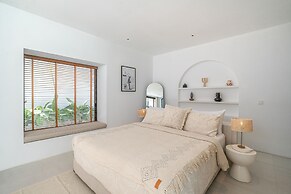Villa Janoor by GORO