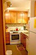 Snowater Condo #84 - Large Condo With Private Sauna and Soaker tub