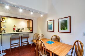 Snowater Condo #85 - Deluxe two Story Condo!
