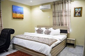 DCM Hotel and Suites