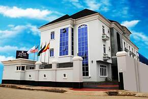 DCM Hotel and Suites
