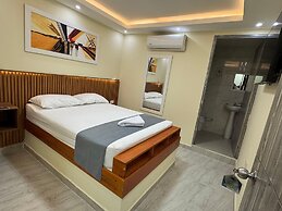 HOTEL MAGISTRAL SUITER