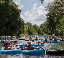 4 2 wow 180 Lake Views hot tub Pickleball Tennis POA Court EV Charger 