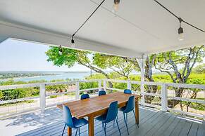 4 2 wow 180 Lake Views hot tub Pickleball Tennis POA Court EV Charger 