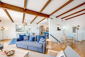 4 2 wow 180 Lake Views hot tub Pickleball Tennis POA Court EV Charger 