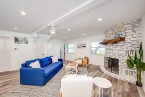 4 2 wow 180 Lake Views hot tub Pickleball Tennis POA Court EV Charger 