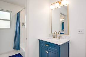 4 2 wow 180 Lake Views hot tub Pickleball Tennis POA Court EV Charger 