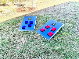 4 2 wow 180 Lake Views hot tub Pickleball Tennis POA Court EV Charger 