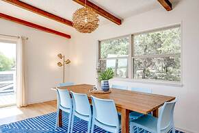 4 2 wow 180 Lake Views hot tub Pickleball Tennis POA Court EV Charger 