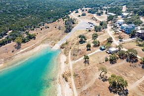 4 2 wow 180 Lake Views hot tub Pickleball Tennis POA Court EV Charger 