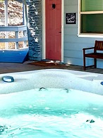 4 2 wow 180 Lake Views hot tub Pickleball Tennis POA Court EV Charger 