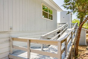 4 2 wow 180 Lake Views hot tub Pickleball Tennis POA Court EV Charger 