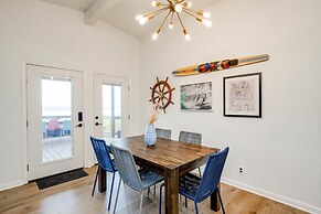 4 3 two King Beds Perfect Sunset Lake Views Pickleball Fire pit Lvl2 E