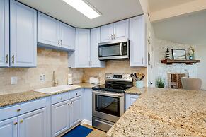 4 3 two King Beds Perfect Sunset Lake Views Pickleball Fire pit Lvl2 E