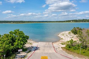 4 3 two King Beds Perfect Sunset Lake Views Pickleball Fire pit Lvl2 E