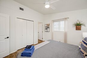 4 3 two King Beds Perfect Sunset Lake Views Pickleball Fire pit Lvl2 E