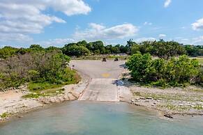 4 3 two King Beds Perfect Sunset Lake Views Pickleball Fire pit Lvl2 E