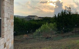 4 2 Firepit hot tub Scenic Views L2 EV Charger